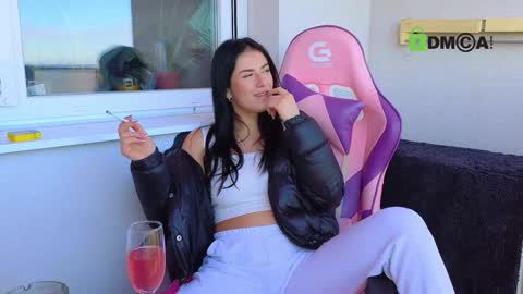 A R Y A  T I A online show from January 28, 2025, 10:56 am