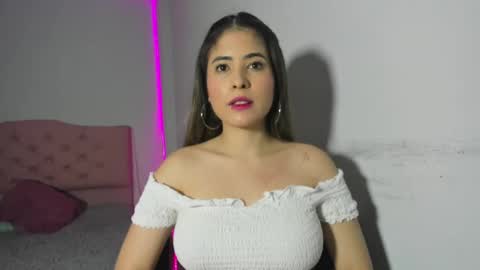 alice_cespedes online show from March 11, 2025, 10:31 pm