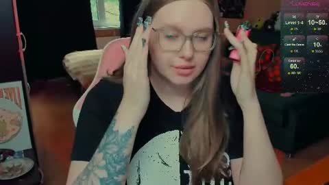 Snapshot of alice_dreamgirl_ chatting on July 22, 2026, 1:58 pm Alice 3 online show from July 22, 2026, 1:58 pm