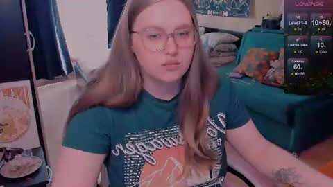 Snapshot of alice_dreamgirl_ chatting on July 29, 2026, 11:52 am Alice 3 online show from July 29, 2026, 11:52 am