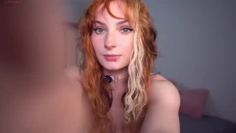 Snapshot of alice_edward chatting on June 23, 2026, 3:32 pm DONT YOU DARE NOT SEEING MY BIRTHDAY STREAM NOVEMBER 12 ILL BE 21 1400 GMT-5 CHECK MY LOVENSE WISHLIST online show from June 23, 2026, 3:32 pm