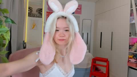 Alichery online show from March 25, 2026, 3:12 am