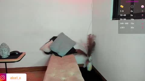 Manuela online show from February 1, 2025, 11:21 am