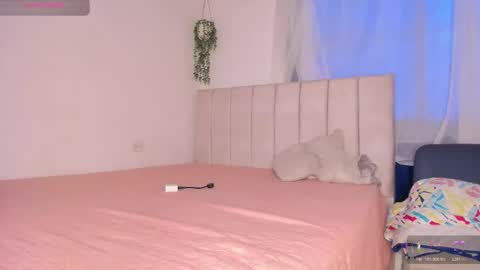 ALICE    Alice guzman online show from November 12, 2025, 8:41 pm