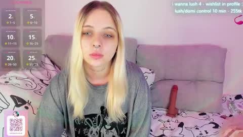 alice_halle online show from March 11, 2025, 7:58 am