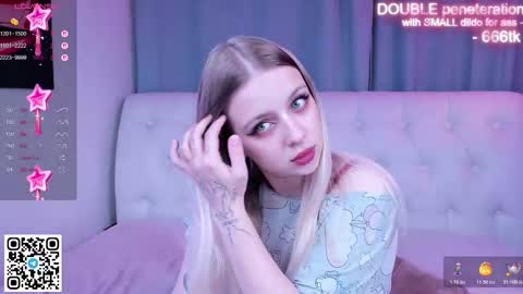 alice_halle online show from November 6, 2025, 4:02 am