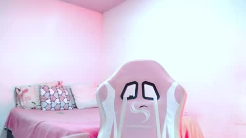 Snapshot of alice_jonson chatting on June 18, 2026, 5:28 pm Maria Join free Telegram and suscribe my OF online show from June 18, 2026, 5:28 pm