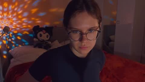 Alice online show from September 21, 2025, 1:51 am