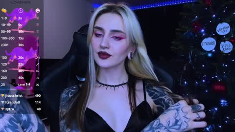 Alice online show from December 20, 2024, 9:39 pm