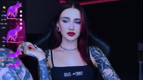 Alice online show from September 26, 2025, 6:56 pm