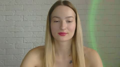 Alice online show from October 21, 2025, 1:12 pm