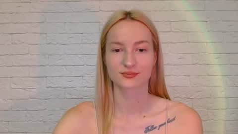 Snapshot of alice_sweet_01 chatting on June 16, 2026, 6:21 pm Alice online show from June 16, 2026, 6:21 pm