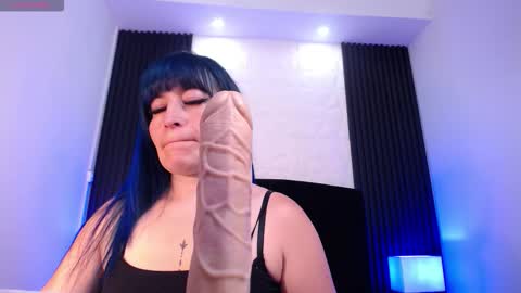 Alice online show from September 8, 2025, 7:13 pm