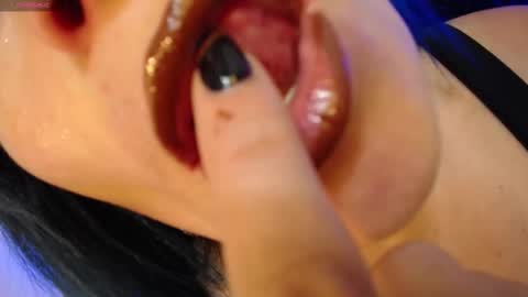 Alice online show from October 2, 2025, 7:43 pm