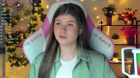 Alice online show from September 15, 2025, 9:15 pm