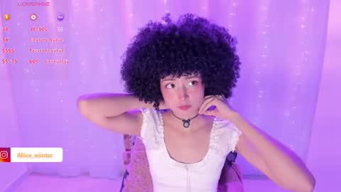 Snapshot of alice_wiinter chatting on February 23, 2025, 9:05 pm Alice online show from February 23, 2025, 9:05 pm