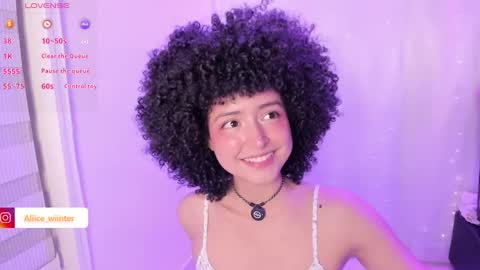 Snapshot of alice_wiinter chatting on February 25, 2025, 12:14 am Alice online show from February 25, 2025, 12:14 am