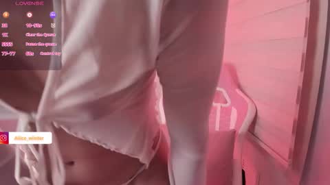 Alice  online show from December 18, 2025, 6:14 pm