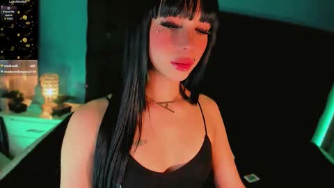 Alice online show from November 21, 2025, 10:47 am