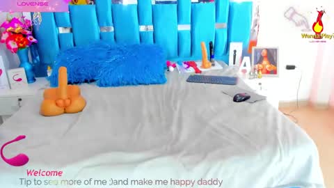 ALICE BENNET online show from February 4, 2025, 5:23 pm