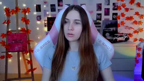 alicecharmy online show from November 4, 2025, 7:29 am