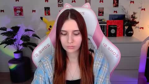 alicecharmy online show from March 5, 2026, 1:51 pm