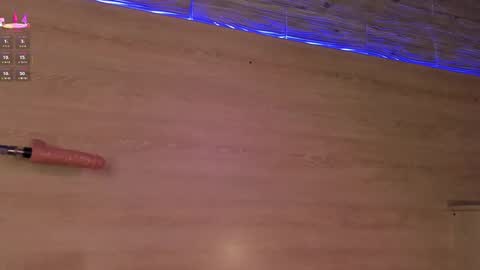 Alice  online show from February 11, 2025, 6:22 pm