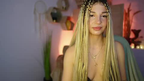 Snapshot of alicee_kiss chatting on December 29, 2024, 11:08 pm Alicee Kiss online show from December 29, 2024, 11:08 pm