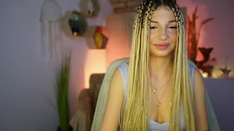 Snapshot of alicee_kiss chatting on December 30, 2024, 10:34 pm Alicee Kiss online show from December 30, 2024, 10:34 pm