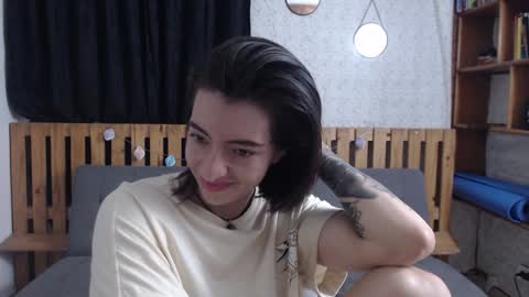 alicee_logan_ online show from December 20, 2024, 4:42 am