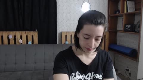 alicee_logan_ online show from January 7, 2025, 1:59 am
