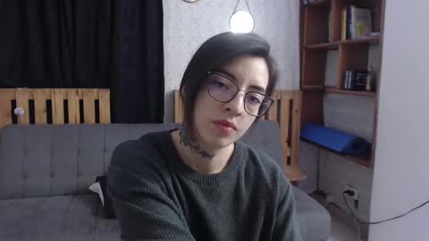 alicee_logan_ online show from February 11, 2025, 4:55 am