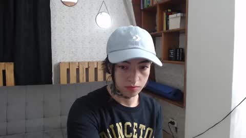 alicee_logan_ online show from February 18, 2025, 2:27 am