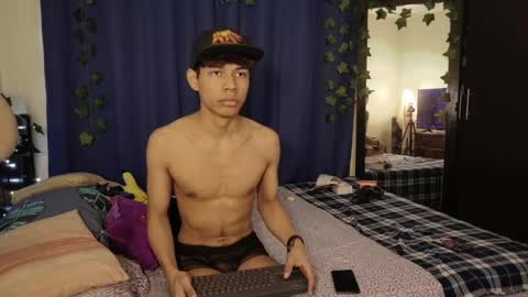 alicee_randyy online show from May 16, 2026, 3:22 pm