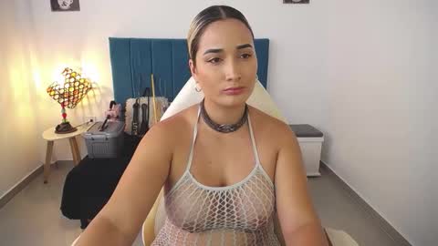 Snapshot of alicee_wild_ chatting on September 17, 2025, 8:43 pm Alicia 1000 PM - 600 AM COLOMBIAN TIME online show from September 17, 2025, 8:43 pm