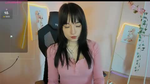 Snapshot of aliceeinwonderlanddd chatting on May 8, 2026, 2:06 am Alice online show from May 8, 2026, 2:06 am