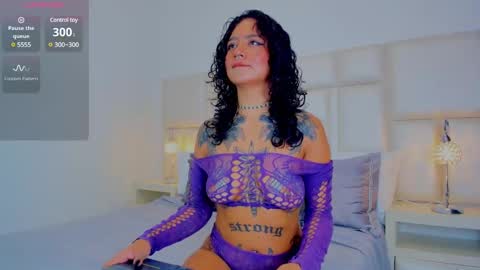 alicegould online show from January 25, 2025, 11:44 am