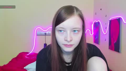 Alie online show from September 16, 2025, 3:29 am