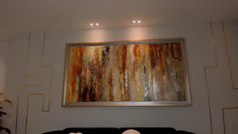 Alice online show from October 10, 2025, 7:02 pm