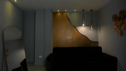 Alice online show from April 20, 2026, 7:26 pm