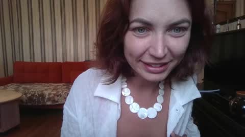 alicehoney_ online show from April 25, 2026, 1:41 pm