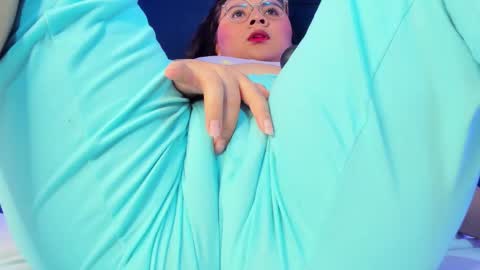 alicehott_05 online show from February 27, 2026, 3:28 am