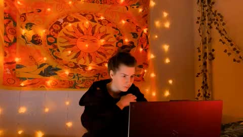 Alice online show from February 8, 2026, 5:11 am