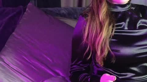 alicejameson online show from January 15, 2025, 8:48 pm