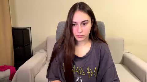 alicekollt online show from February 17, 2026, 7:53 pm