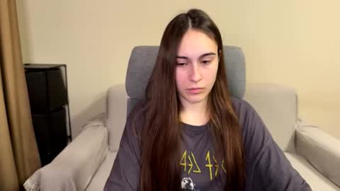 alicekollt online show from March 6, 2026, 8:27 pm