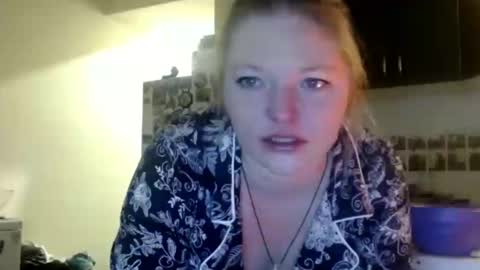 Snapshot of alicelakatana chatting on February 20, 2025, 6:35 pm AliceLaKatana online show from February 20, 2025, 6:35 pm