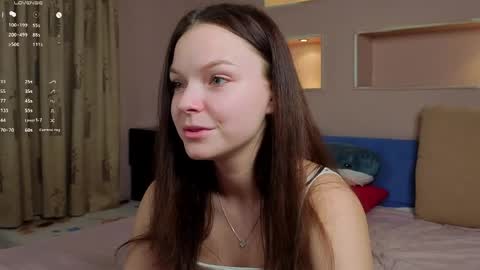 u can name me Alice online show from April 15, 2026, 4:14 pm