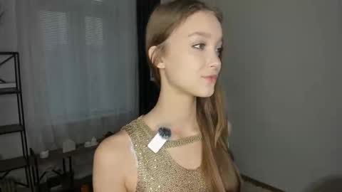 Serena online show from November 4, 2025, 8:24 am