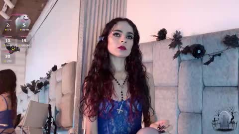 alicenoir_ online show from October 11, 2025, 10:41 pm